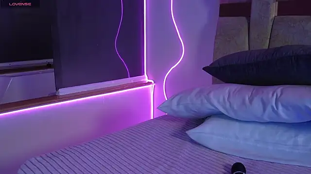 Petitte_Mussa: онлайн-секс-чат