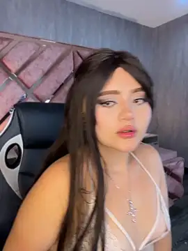 lya_nekko_ élő XXX-chatje