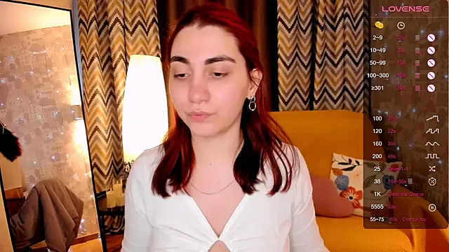 แชท XXX สดของ hannacheekss_