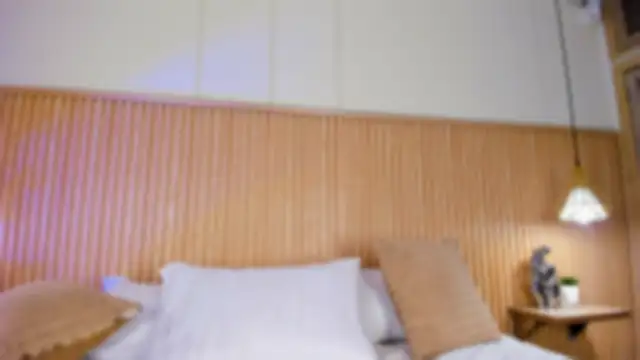 MiaBrokss_: απευθείας συνομιλία ΧΧΧ