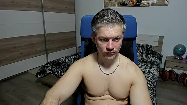 RobbyShawz webkamerás műsora
