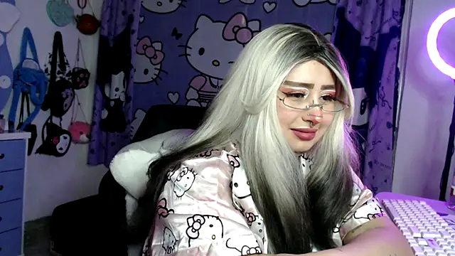 lussyevans24's Live XXX Chat