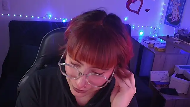 Miacatsito3's Live XXX Chat