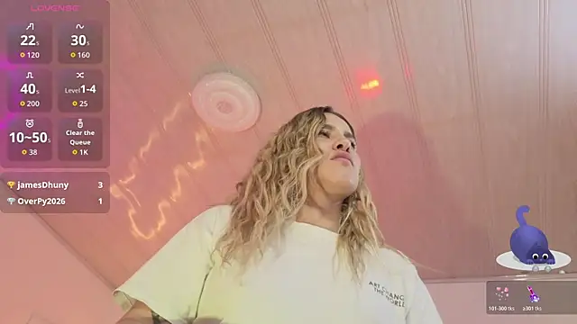 Онлайн чат XXX saaya_tay