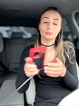 Wonder_Kari's Webcam Show