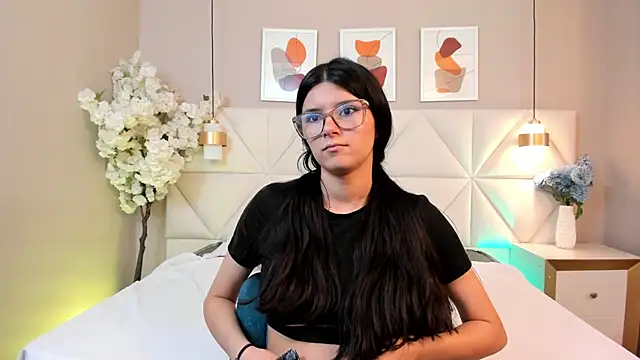 amber_hill_'s Live XXX Chat