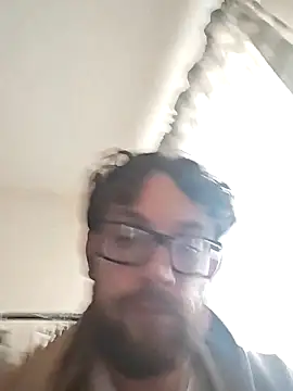 MPlays4u: διαδικτυακό σόου στην κάμερα