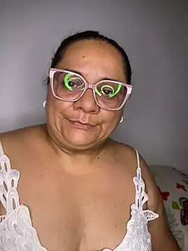 Melanny69x 即時 XXX 聊天