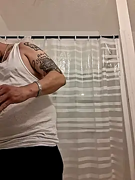 Brandon23xxxgb: διαδικτυακό σόου στην κάμερα