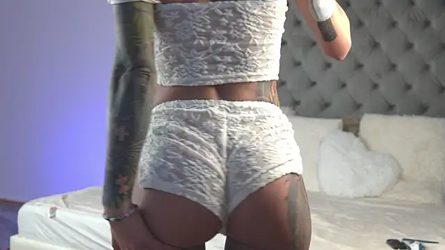 แชท XXX สดของ TiffanyMaze