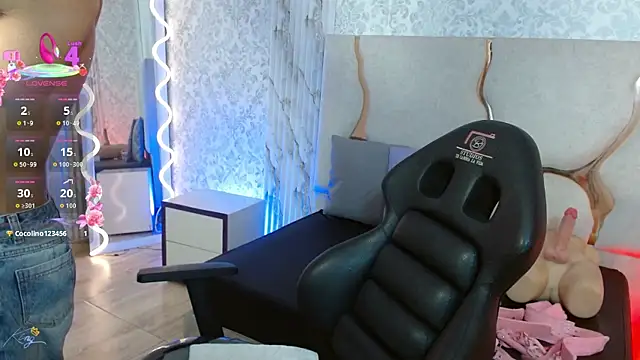 Webkamerová show osamu_tay