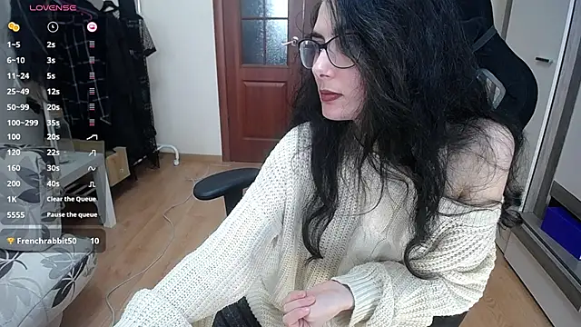 XXX chat uživo modela The_Blacksphinxxx