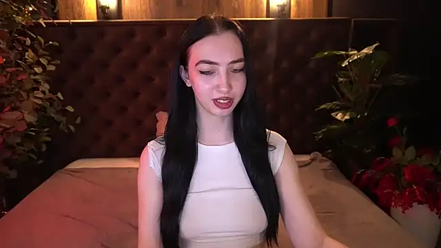 WildKittenX_ 라이브 XXX 채팅