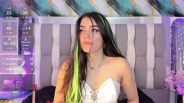 IsaDiiaz 现场XXX聊天