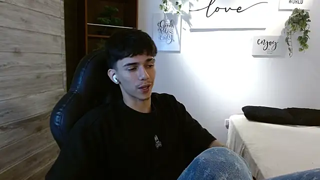 AmethystShadow17 网络视讯表演