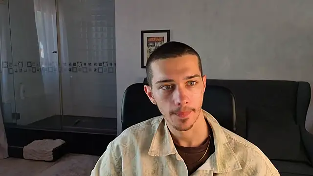 แชท XXX สดของ KaydenDrew