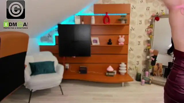 EmillyTaylor 现场XXX聊天