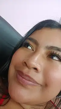 LunaaRosse Adlı Modelin Web Kamerası Şovu