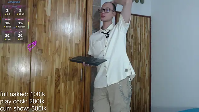 Vlad__night's Live XXX Chat