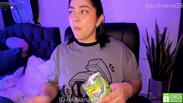 lucy26_'s Live XXX Chat