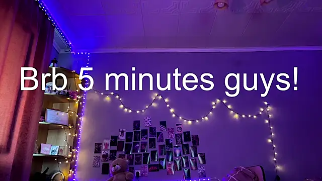 MoonRavelle Webcam show