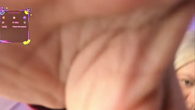 XXX chat uživo modela sweetbambi23