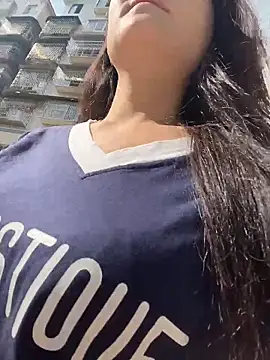 lucyxiaolulu 现场XXX聊天