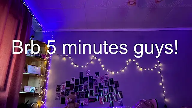 MoonRavelle Webcamshow