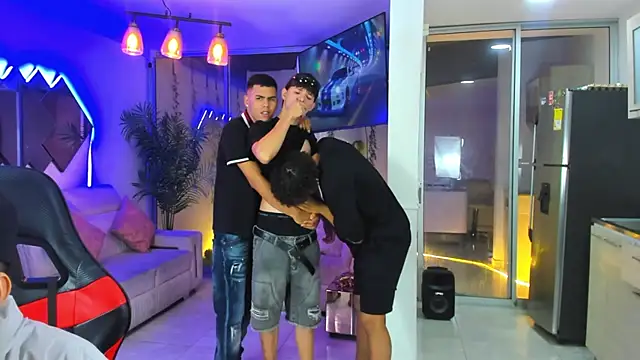 عرض كام Houseofwarrios