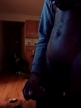 SkinnnyBlack: вебкам-шоу