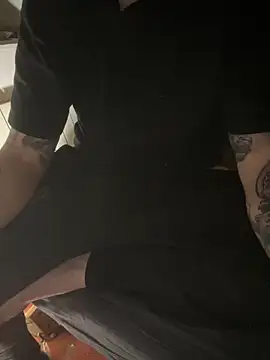 donimani: απευθείας συνομιλία ΧΧΧ