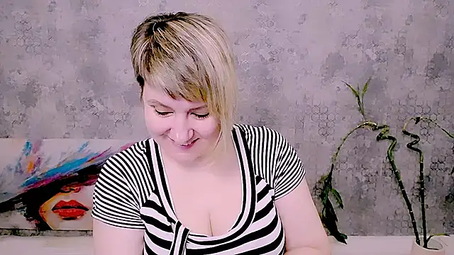 دردشة Djullia الجنسية المباشرة