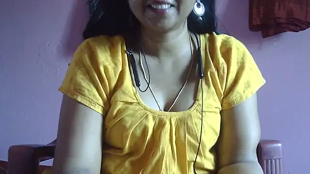 Pooja-sumanのライブXXXチャット