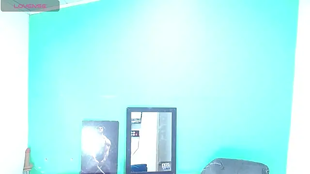 Chatroom XXX en direct de avaleri_cherry