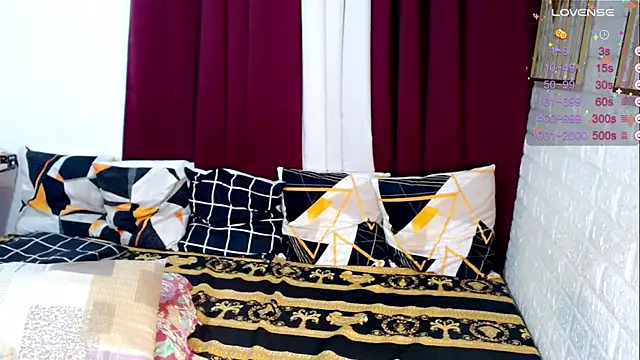 Katniss_Kate 即時 XXX 聊天