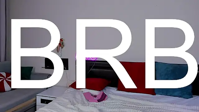 Chat +18 de Kittie_mia ao vivo