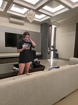 Nura_n_Sarah Show in webcam