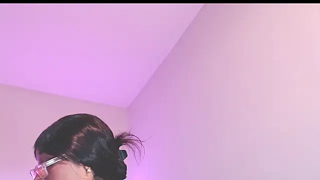 yhazan_blake88's Live XXX Chat