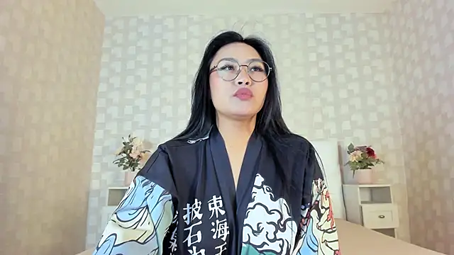 NatsumiHun 即時 XXX 聊天