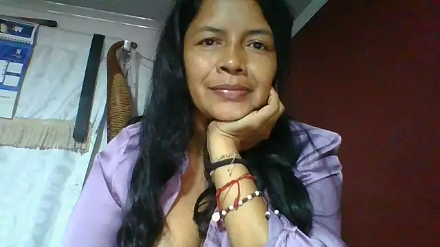 DianaOchoa_'s Live XXX Chat