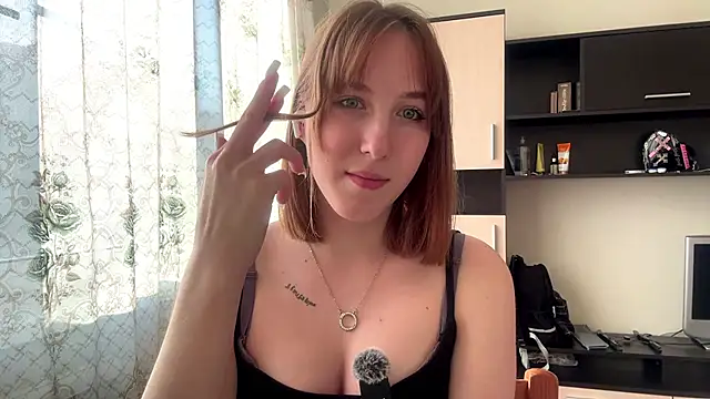 AquilineOrites Live XXX-Chat