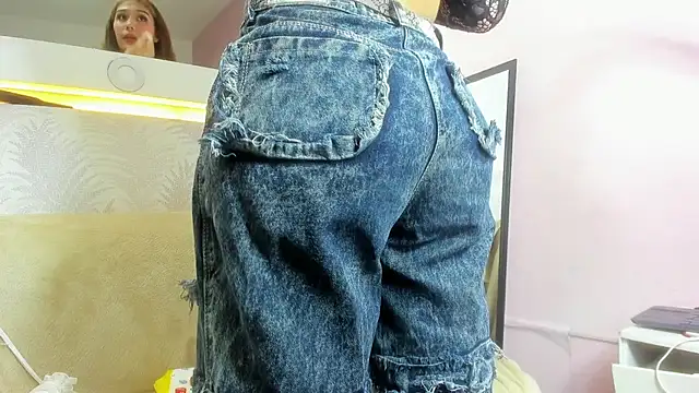 mia_turnerrのウェブカメラショー