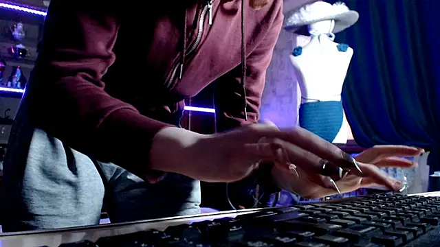 pa1e_pr1ncess Chat XXX in diretta