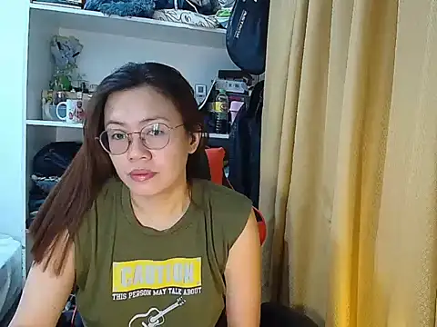 Show modela crizzybel na web-kameri