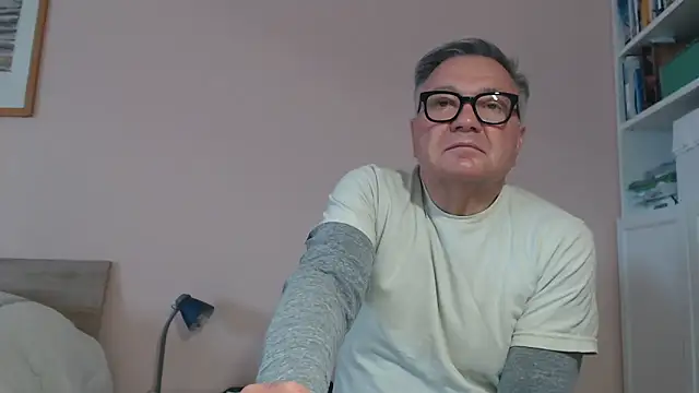 YOU6me 在線直播表演