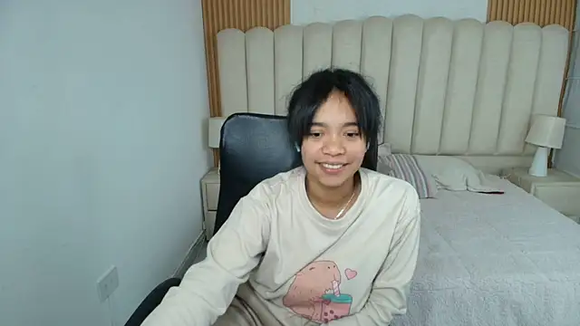 laureentt_ Chat XXX in diretta