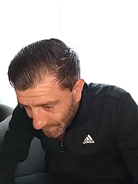 Alexdaniel89: απευθείας συνομιλία ΧΧΧ