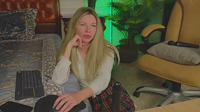 Real_Tinin Live XXX chat