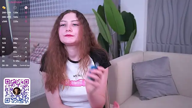 MegganKinson's Live XXX Chat