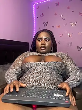 XXX chat uživo modela DILAY_XXX